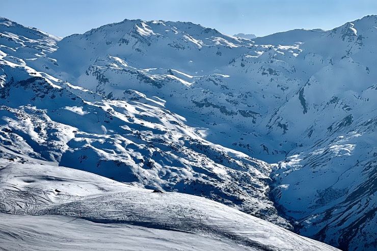Off-Piste Skiing in Three Valleys, France | nickskithreevalleys.co.uk